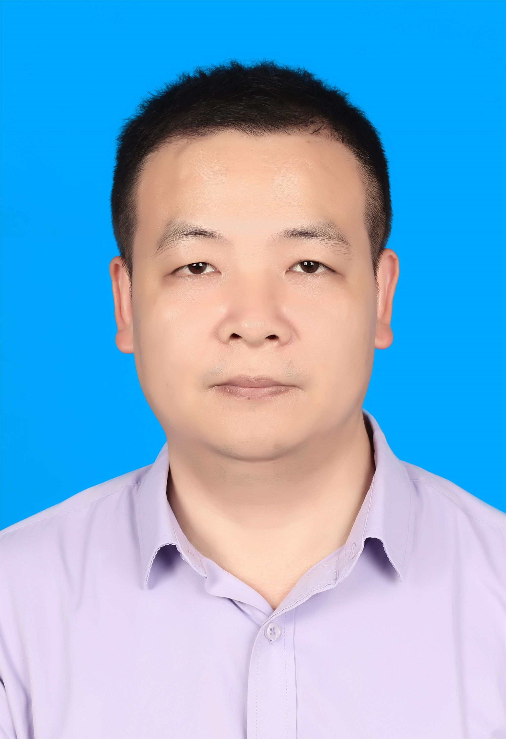 印海廷个人近照 处理后
